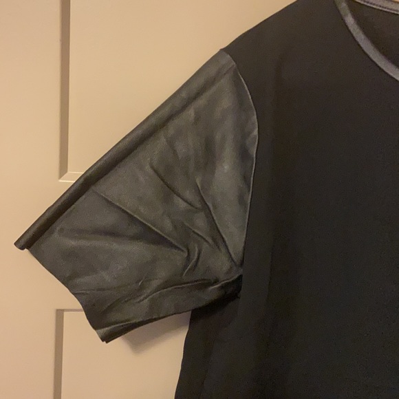 H&M Black top with leather - Picture 2 of 8